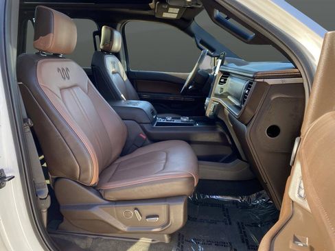Used 2023 Ford Expedition King Ranch image 40