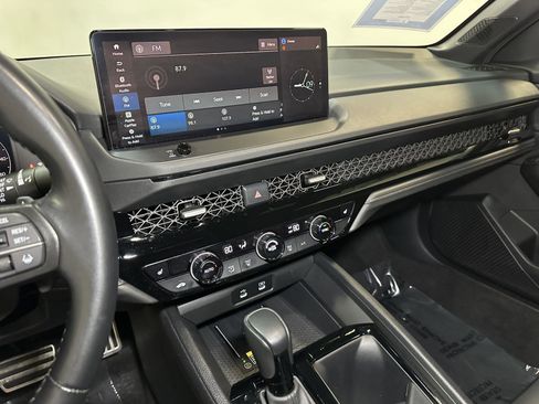 Used 2025 Honda Accord Sport image 28