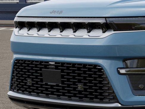 New 2026 Jeep Grand Wagoneer 2WD image 11
