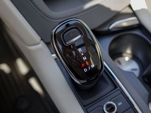 New 2026 Cadillac XT5 Premium Luxury w/ Driver Assist Package image 14