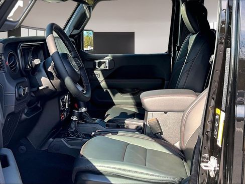 New 2026 Jeep Wrangler Rubicon image 22