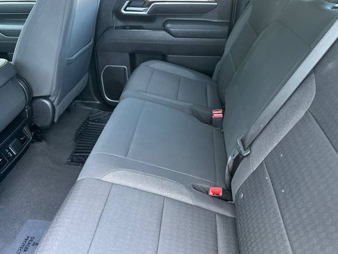 Used 2025 Chevrolet Silverado 2500 LT w/ Convenience Package AWD/4WD image 10