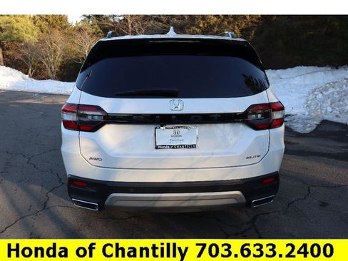 Certified 2025 Honda Pilot Elite image 6