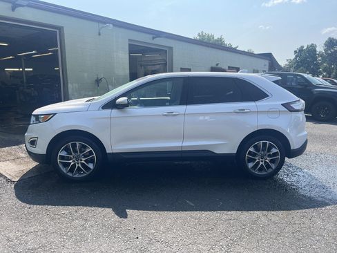 Used 2017 Ford Edge Titanium w/ Equipment Group 301A AWD/4WD image 6
