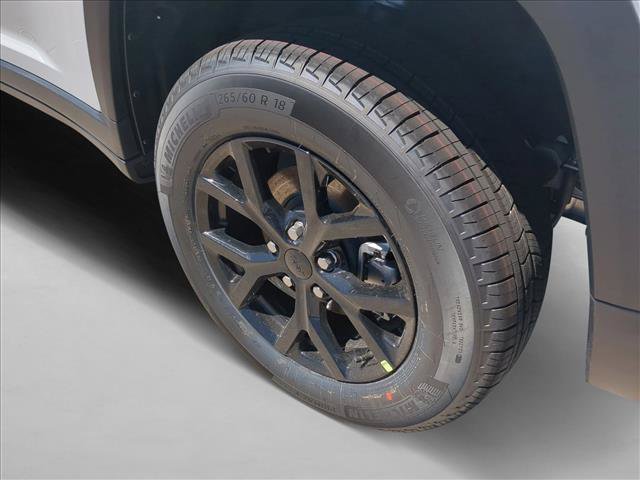 New 2026 Jeep Grand Cherokee Altitude AWD/4WD image 9