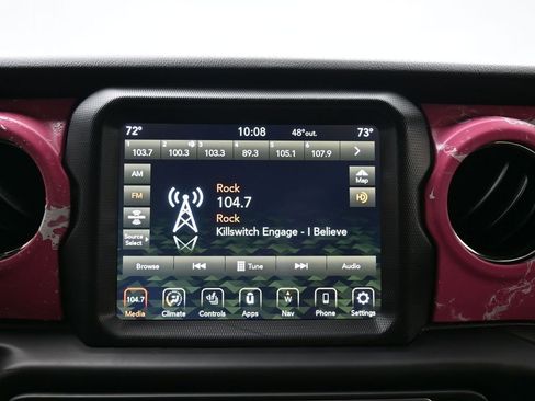 Used 2021 Jeep Wrangler Unlimited Sahara image 25