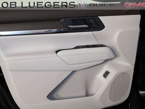 New 2026 GMC Terrain Denali AWD/4WD image 8