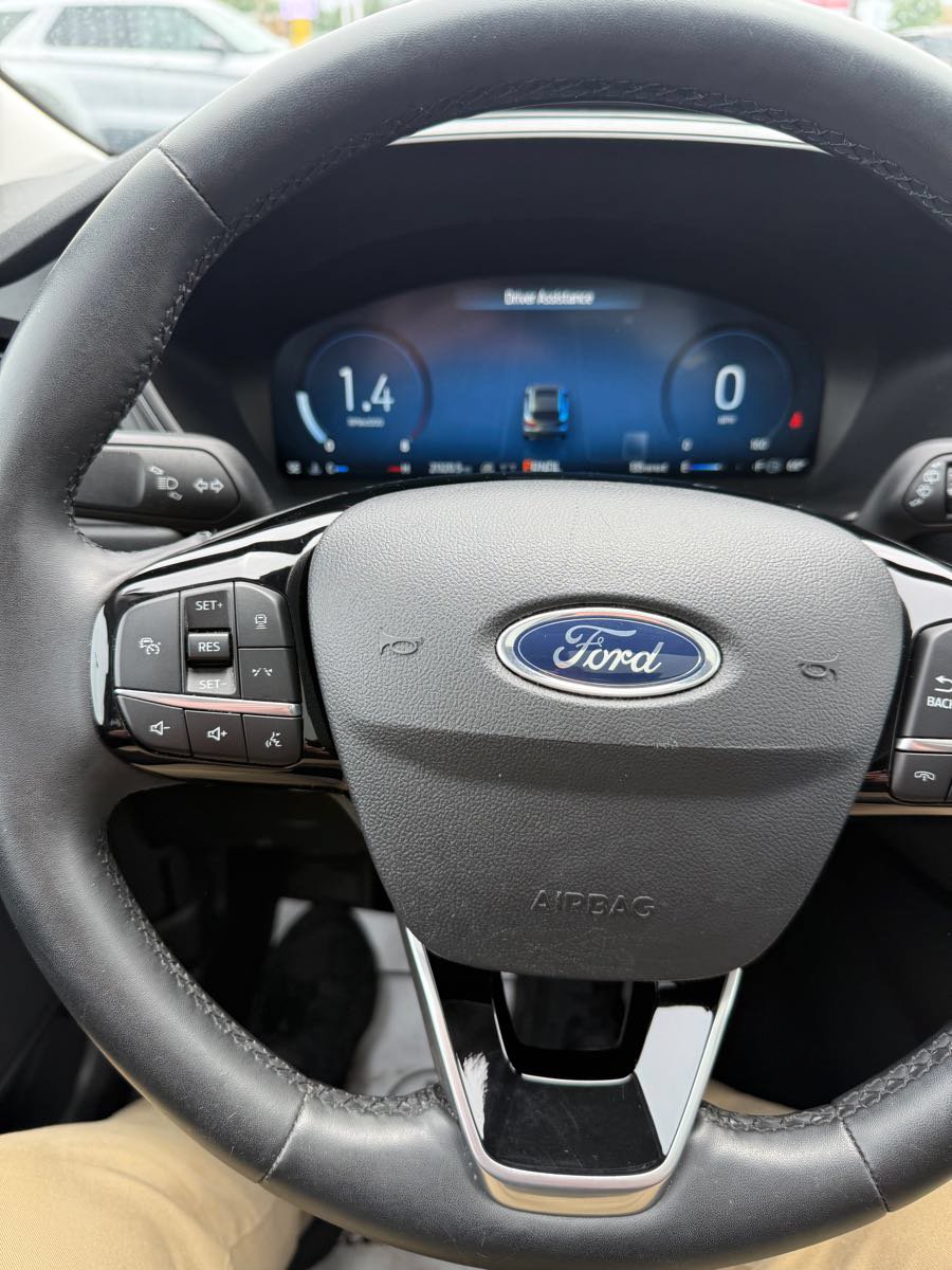 Used 2024 Ford Escape Active w/ Tech Pack #2 AWD/4WD image 15
