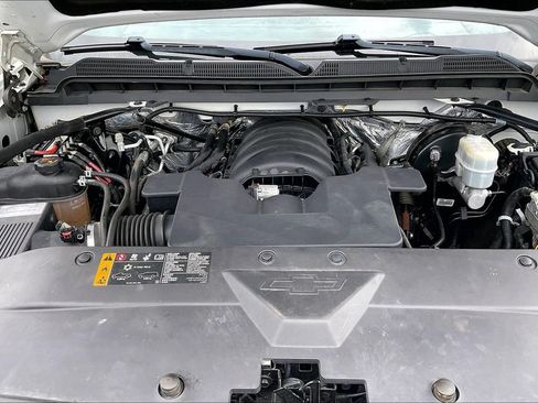 Used 2018 Chevrolet Silverado 1500 LT w/ All Star Edition AWD/4WD image 33