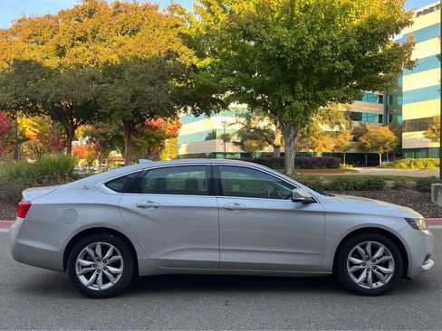 Used 2017 Chevrolet Impala LT image 11