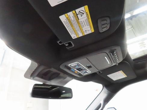 Used 2024 Ford F250 Platinum image 26