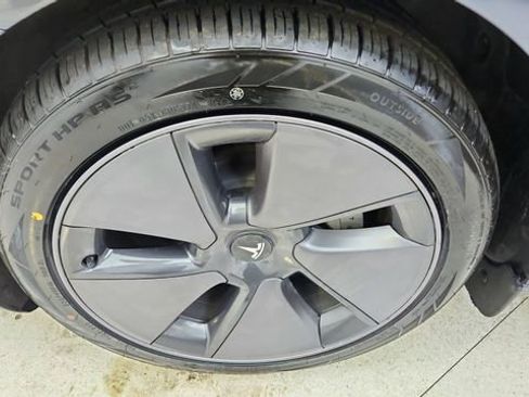 Used 2023 Tesla Model 3 Standard Range image 54