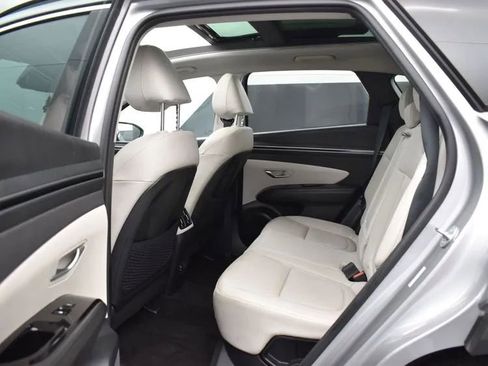 Used 2024 Hyundai Tucson Limited image 15