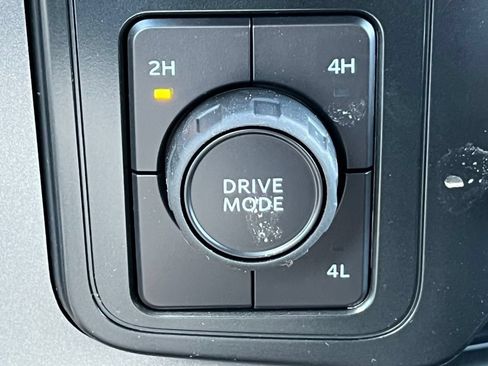 Used 2026 Ford F150 XLT w/ Equipment Group 302A MID AWD/4WD image 28