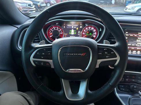 Used 2015 Dodge Challenger SXT Plus w/ Driver Convenience Group image 26