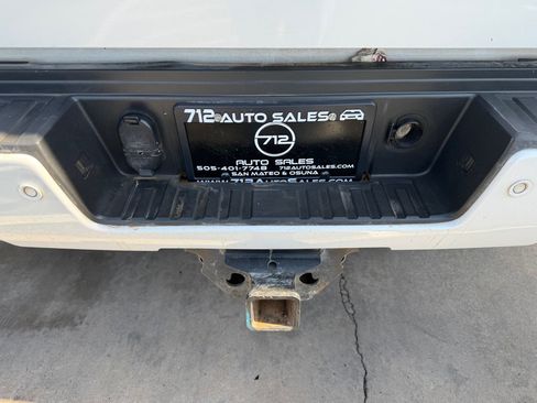 Used 2018 GMC Sierra 2500 Denali w/ Duramax Plus Package AWD/4WD image 24