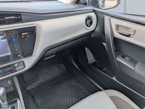Used 2017 Toyota Corolla LE FWD image 15