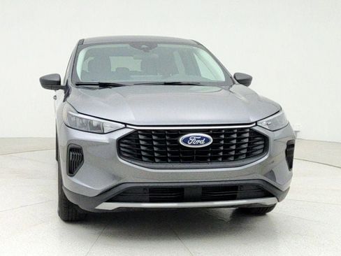 Used 2024 Ford Escape Active w/ Tech Pack #1 image 2