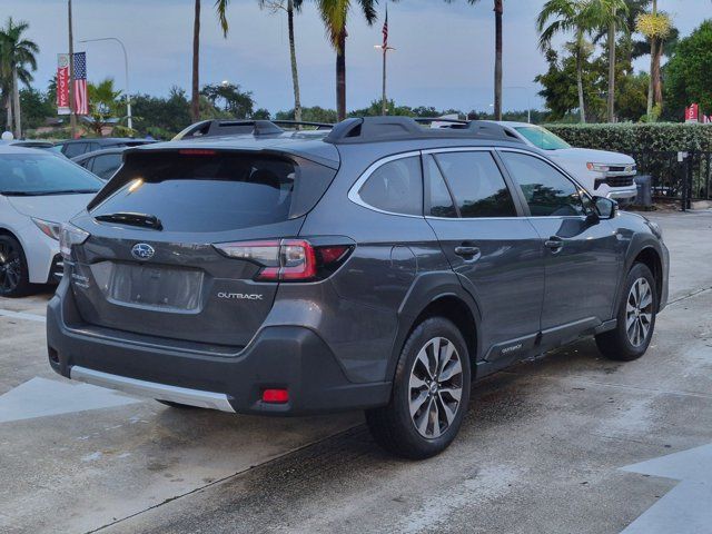 Used 2023 Subaru Outback Limited AWD/4WD image 5