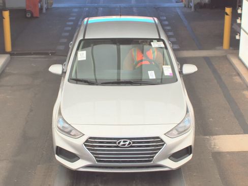 Used 2020 Hyundai Accent SE image 2