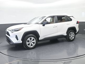 Used 2025 Toyota RAV4 LE FWD video 2