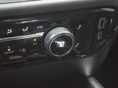 Used 2024 Chevrolet Silverado 1500 RST w/ Convenience Package II image 28