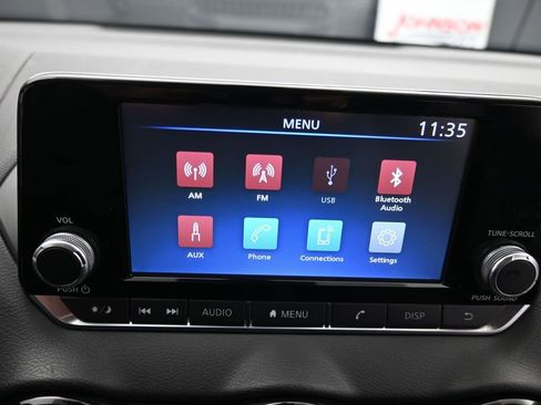 Used 2021 Nissan Sentra S image 23