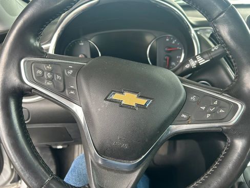 Used 2019 Chevrolet Malibu Hybrid w/ Leather Package image 19