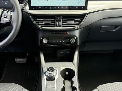 New 2025 Ford Escape SE image 8