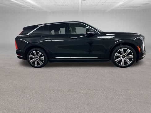 Used 2025 Cadillac Escalade IQ Luxury 2 image 12