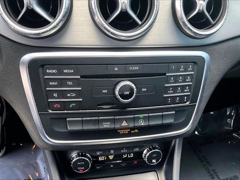 Used 2016 Mercedes-Benz CLA 250 image 23