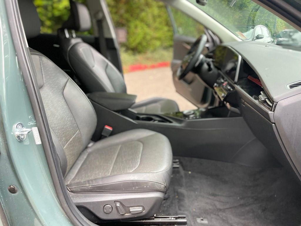 Used 2023 Kia Niro Wave w/ Wave Preserve Package FWD image 25