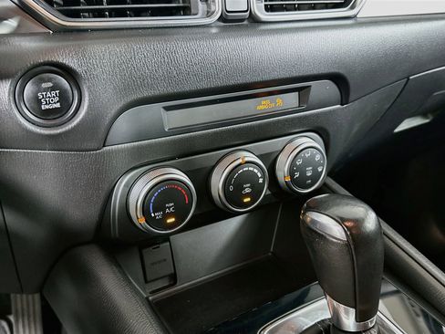 Used 2019 MAZDA CX-5 Sport FWD image 23