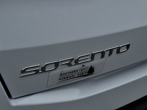 New 2026 Kia Sorento S image 21