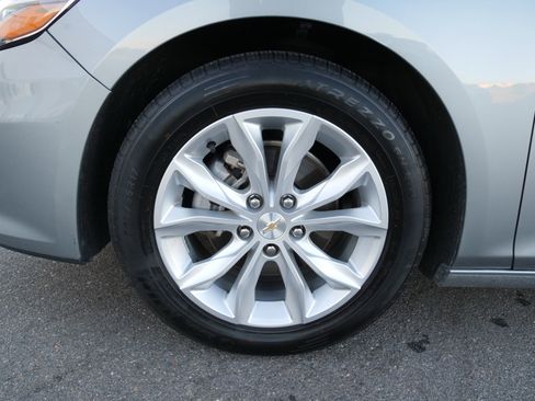 Used 2024 Chevrolet Malibu LT image 13