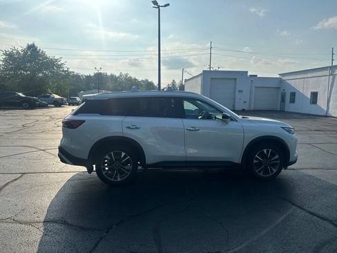 Used 2025 INFINITI QX60 Luxe w/ Vision Package AWD/4WD image 8