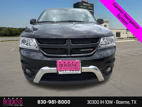 Used 2019 Dodge Journey Crossroad w/ Nav & Sun Group FWD image 5