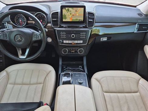 Used 2017 Mercedes-Benz GLS 450 4MATIC image 17