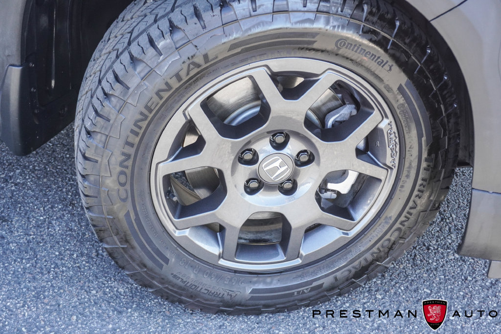 Used 2023 Honda Pilot TrailSport image 14
