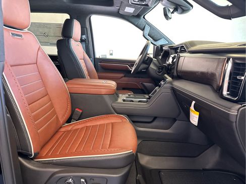 New 2025 GMC Sierra 2500 Denali Ultimate image 32
