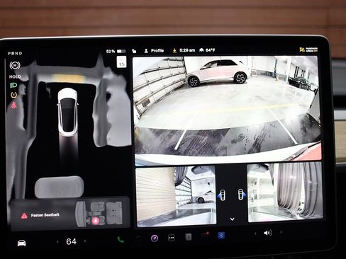 Used 2023 Tesla Model 3 Standard Range image 7