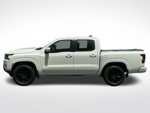 Used 2023 Nissan Frontier SV w/ SV Convenience Package AWD/4WD image 4