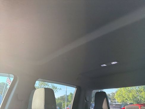 Used 2019 Chevrolet Silverado 1500 LT w/ All-Star Edition AWD/4WD image 10