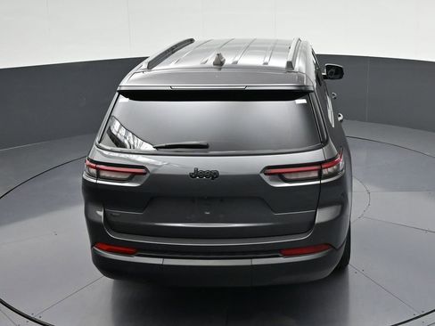Used 2023 Jeep Grand Cherokee L Laredo RWD image 24