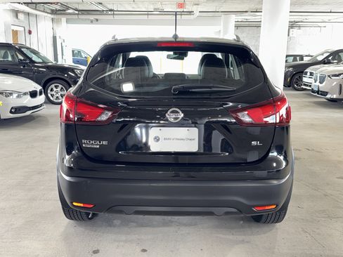 Used 2017 Nissan Rogue Sport SL w/ SL Premium Package image 7