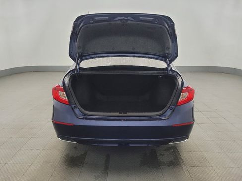 Used 2018 Honda Accord LX image 29