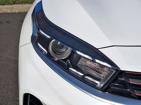 Used 2023 Kia Forte GT-Line w/ GT-Line Premium Package image 10