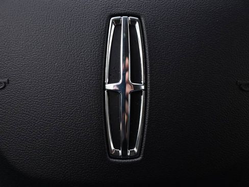 New 2026 Lincoln Corsair Reserve w/ Jet Appearance Package AWD/4WD image 34