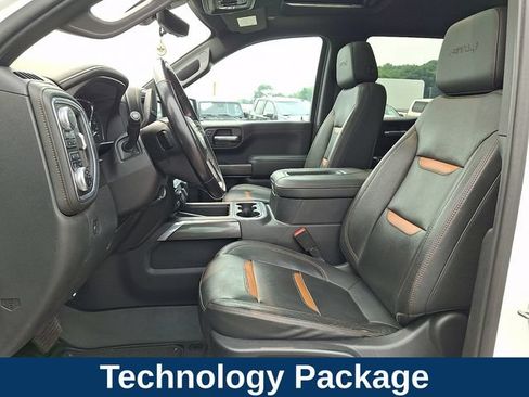 Used 2021 GMC Sierra 1500 AT4 w/ AT4 Premium Package AWD/4WD image 2