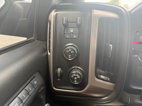 Used 2016 GMC Sierra 2500 Denali w/ Duramax Plus Package AWD/4WD image 15